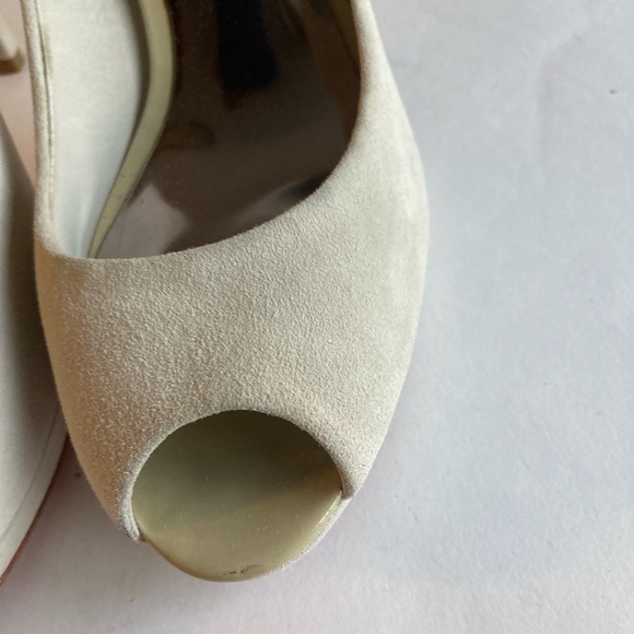 Coach Light Grey Suede Open Toe Heels size 8 - Picture 6 of 16